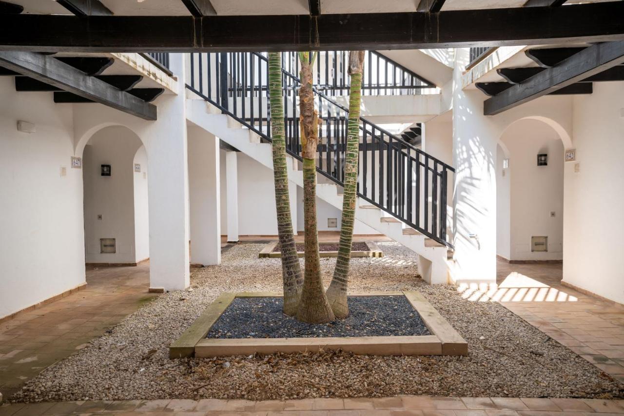 Seth Sa Mirada Aparthotel Arenal d'en Castell Luaran gambar